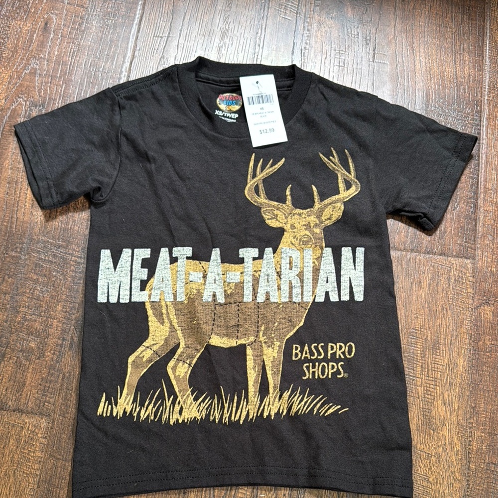 Bass Pro Shops Black 🦌 shirt